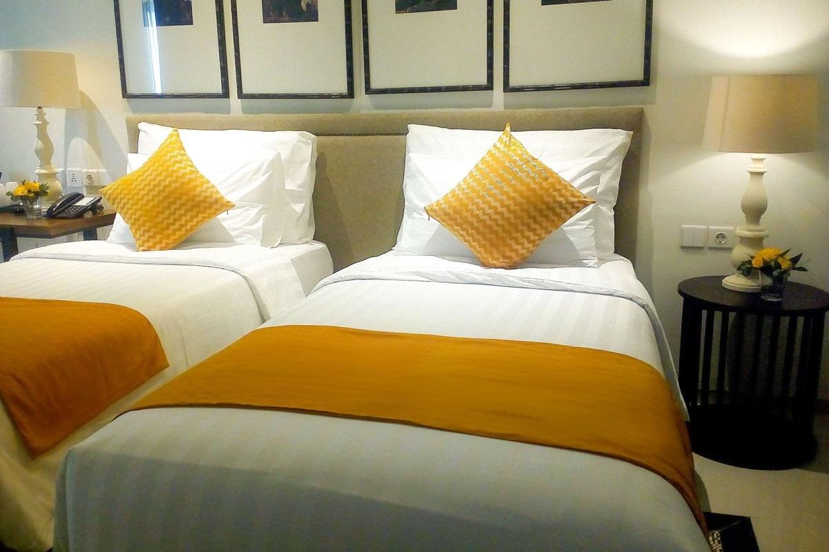 M Hotel Sorong Eksteriør bilde