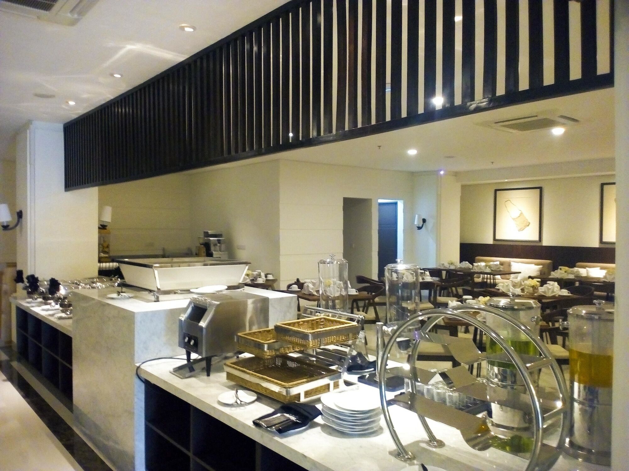 M Hotel Sorong Eksteriør bilde